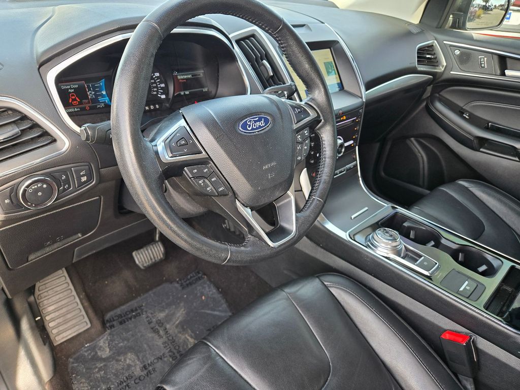 Thumbnail: 2019 Ford Edge - 7