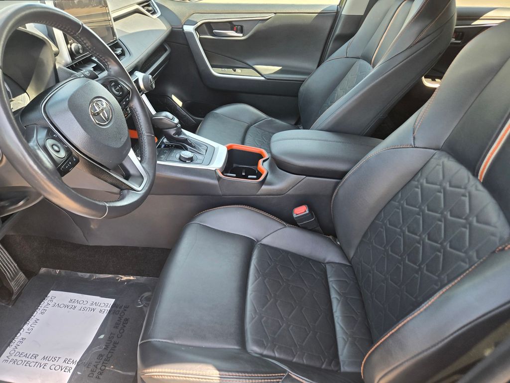 Thumbnail: 2024 Toyota RAV4 - 8