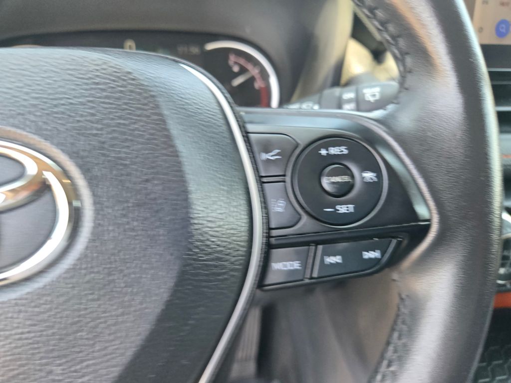 Thumbnail: 2024 Toyota RAV4 - 21