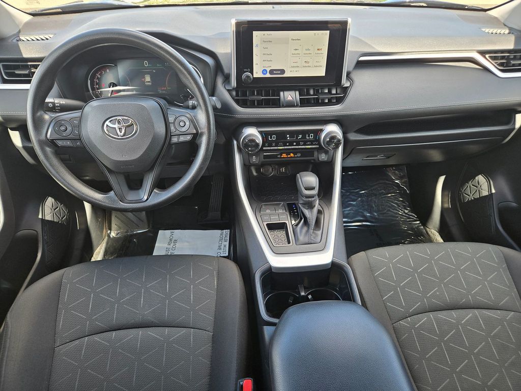 Thumbnail: 2024 Toyota RAV4 - 2