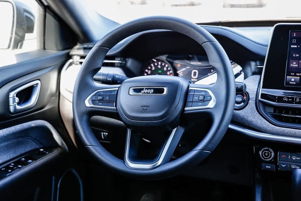 Thumbnail: 2025 Jeep Compass - 11