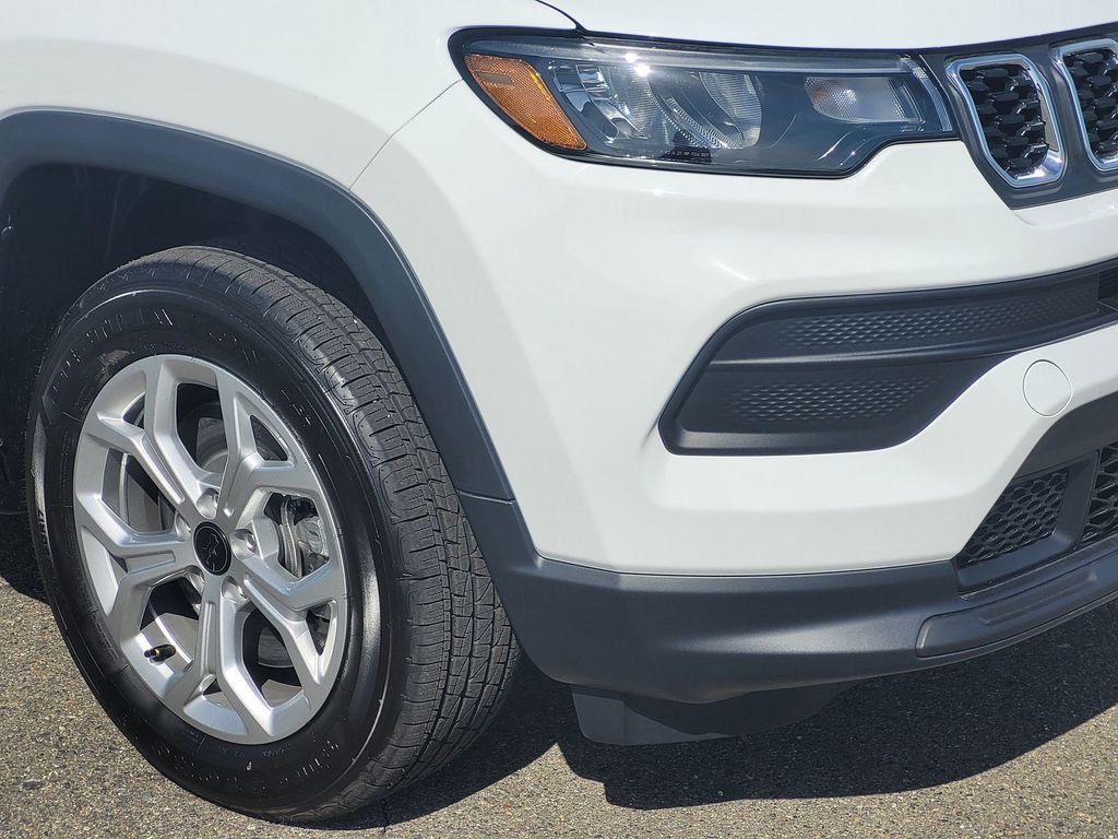 Thumbnail: 2025 Jeep Compass - 7