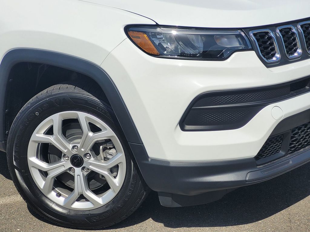 Thumbnail: 2025 Jeep Compass - 15