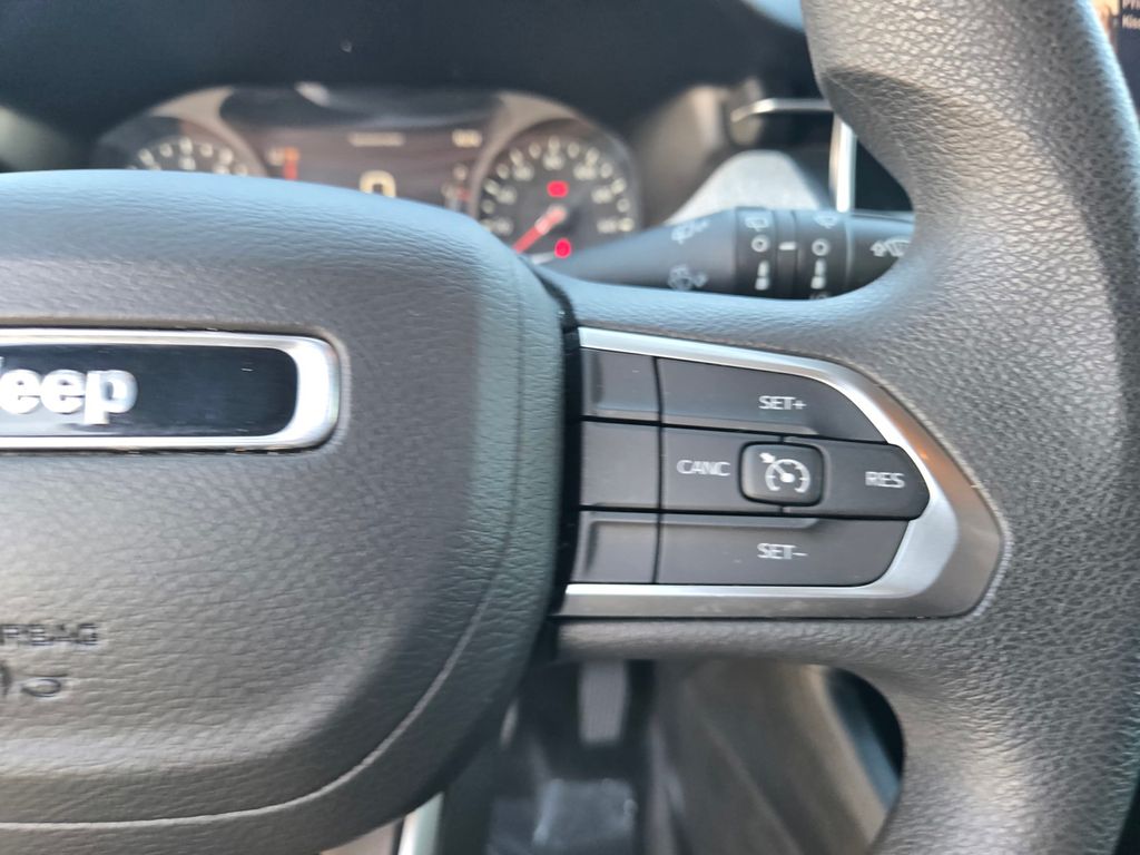 Thumbnail: 2025 Jeep Compass - 21