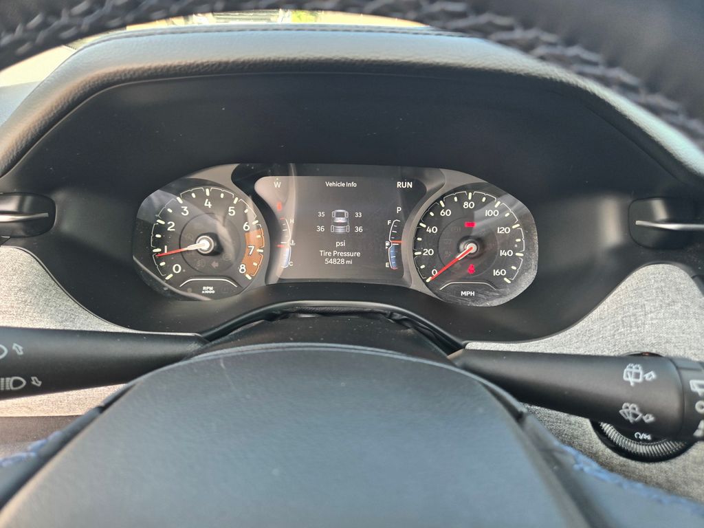 Thumbnail: 2022 Jeep Compass - 14