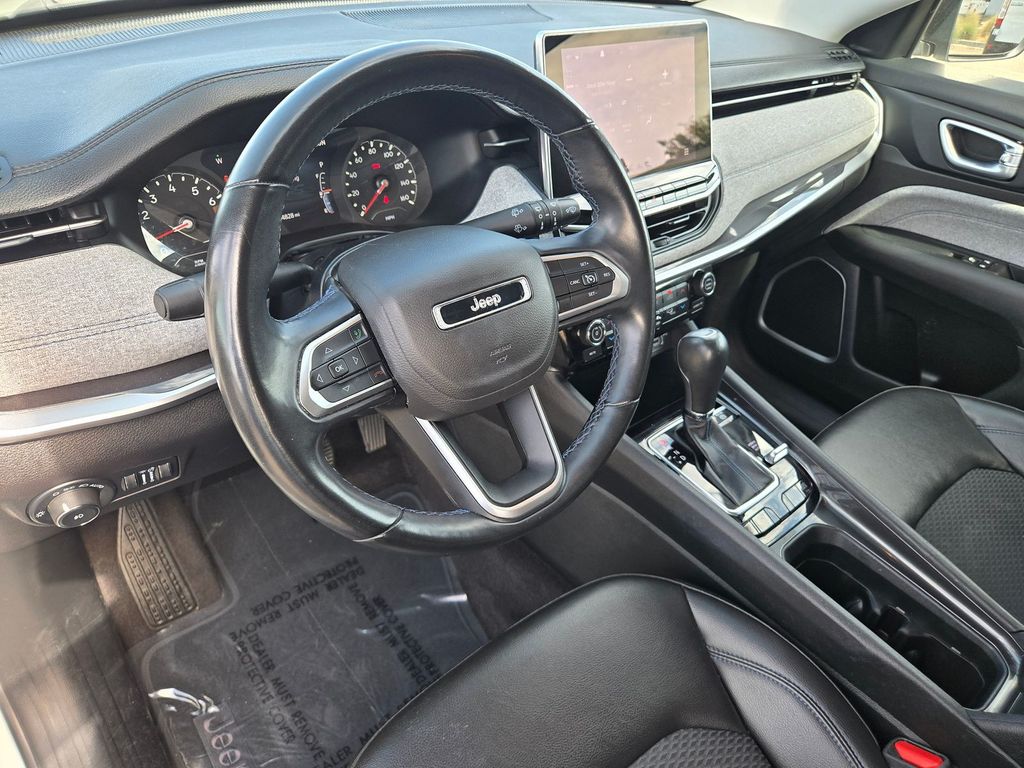 Thumbnail: 2022 Jeep Compass - 7