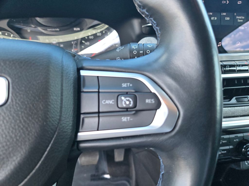 Thumbnail: 2022 Jeep Compass - 21