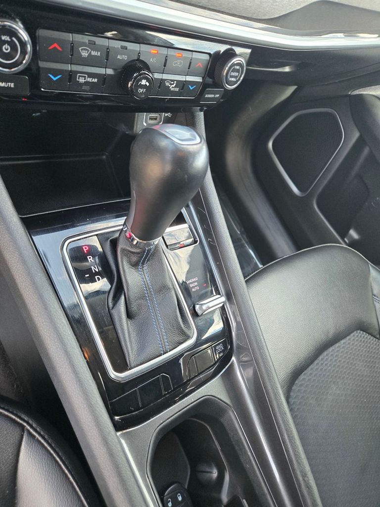 Thumbnail: 2022 Jeep Compass - 13