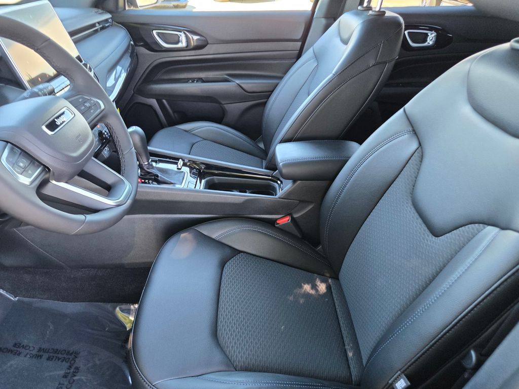 Thumbnail: 2026 Jeep Compass - 8