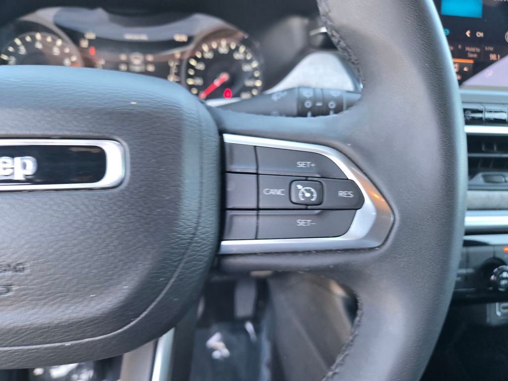 Thumbnail: 2024 Jeep Compass - 21
