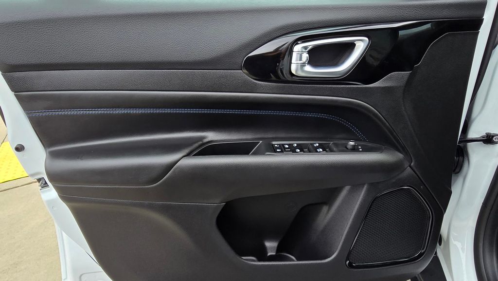 Thumbnail: 2026 Jeep Compass - 19