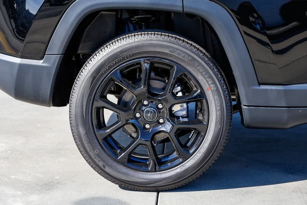 Thumbnail: 2025 Jeep Compass - 20