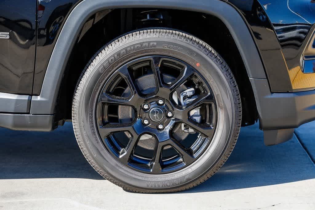 Thumbnail: 2025 Jeep Compass - 6