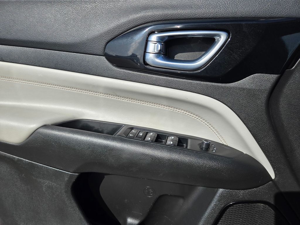 Thumbnail: 2024 Jeep Compass - 20