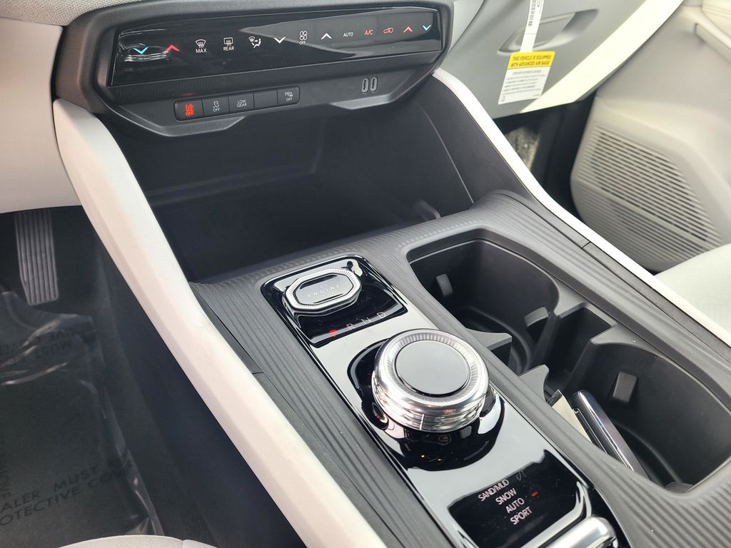 Thumbnail: 2026 Jeep Cherokee - 11