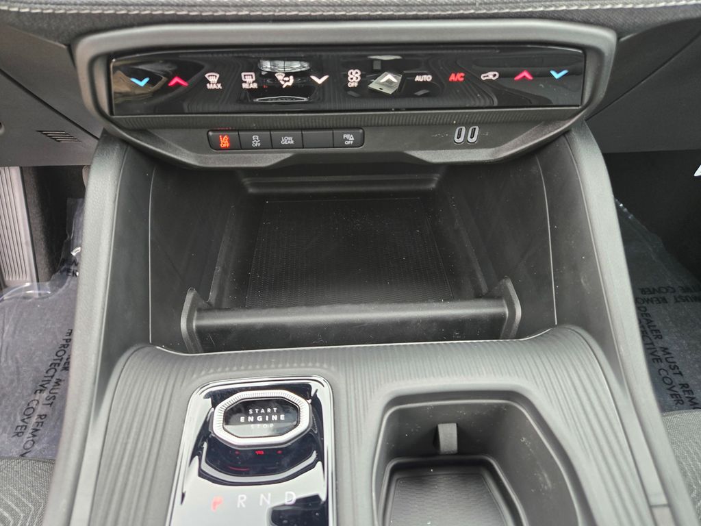 Thumbnail: 2026 Jeep Cherokee - 18