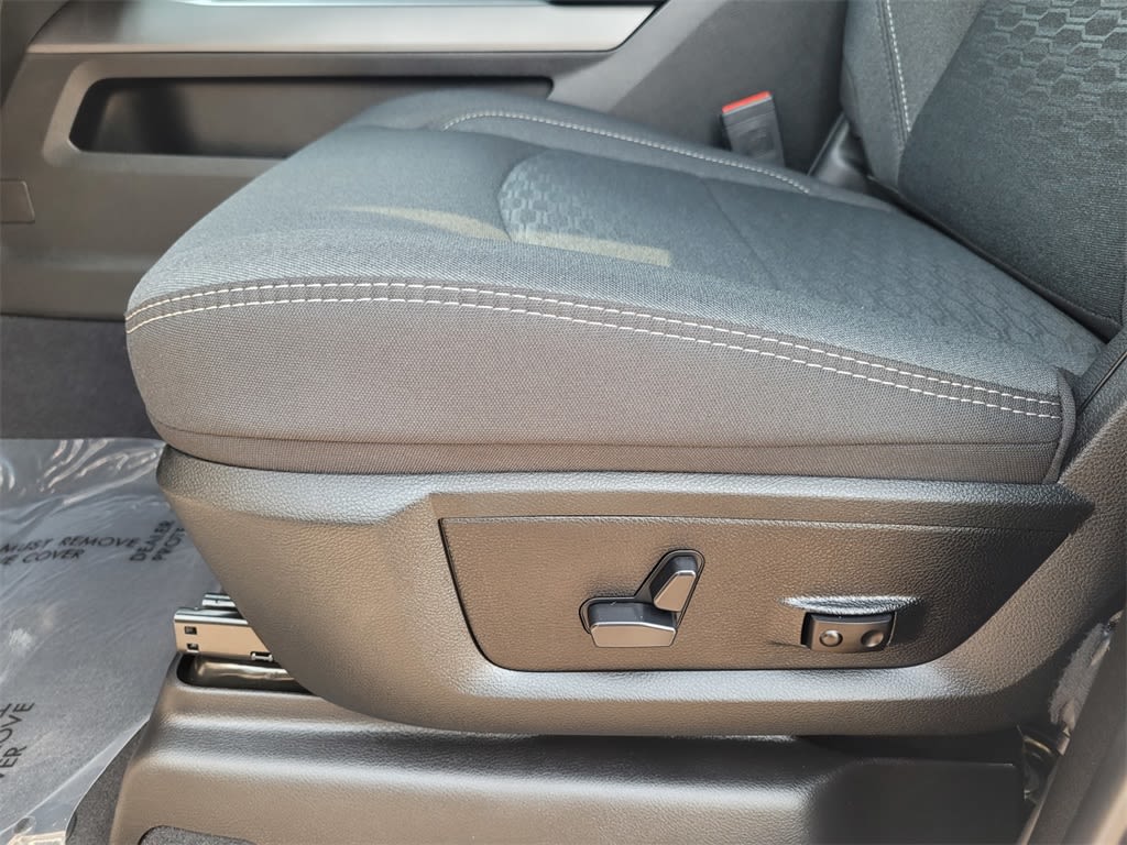 Thumbnail: 2025 RAM 2500 - 16