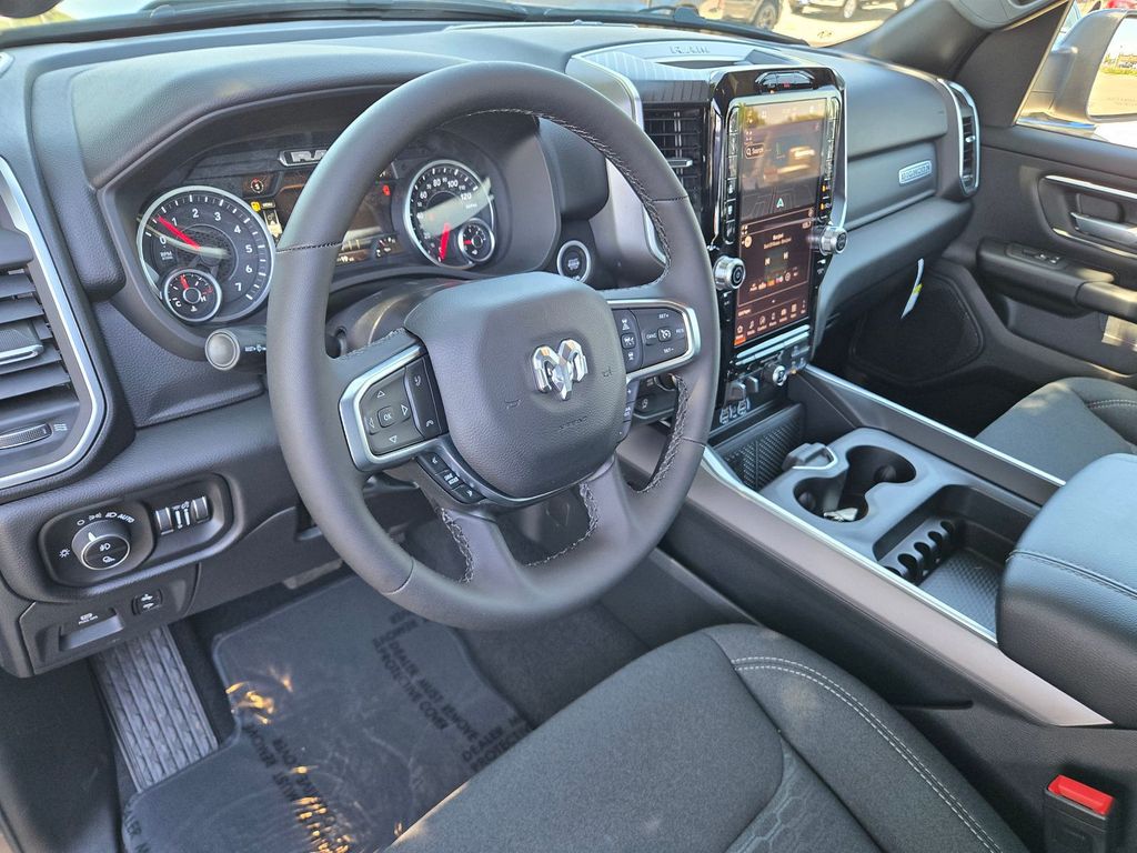 Thumbnail: 2026 RAM 1500 - 7
