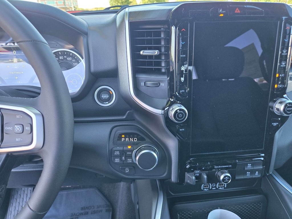 Thumbnail: 2026 RAM 1500 - 17
