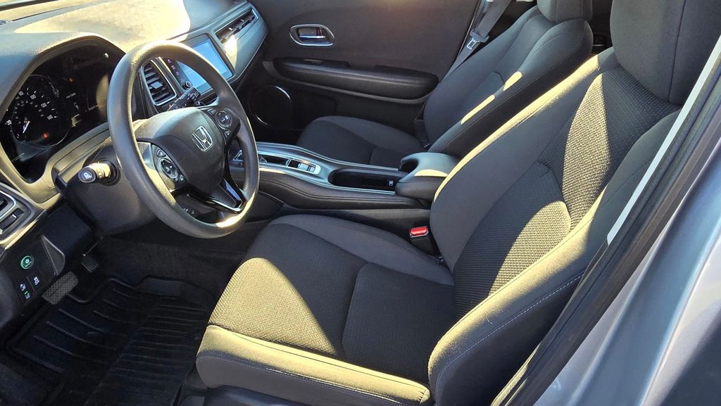 Thumbnail: 2022 Honda HR-V - 8