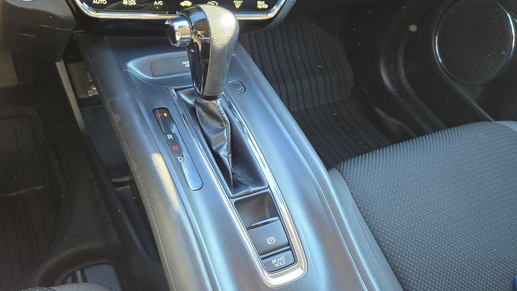 Thumbnail: 2022 Honda HR-V - 20