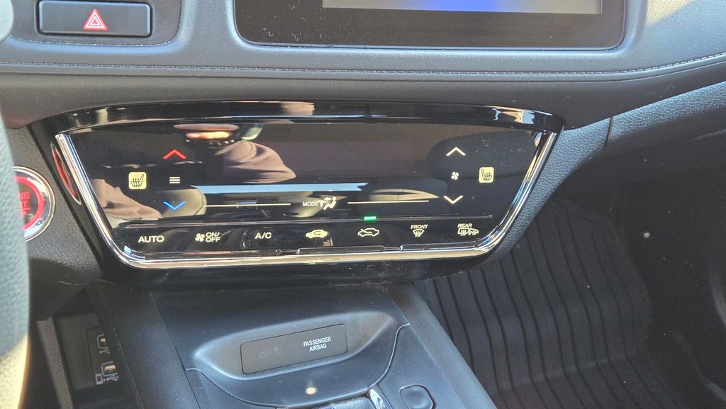 Thumbnail: 2022 Honda HR-V - 21