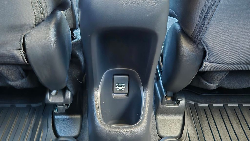 Thumbnail: 2022 Honda HR-V - 11