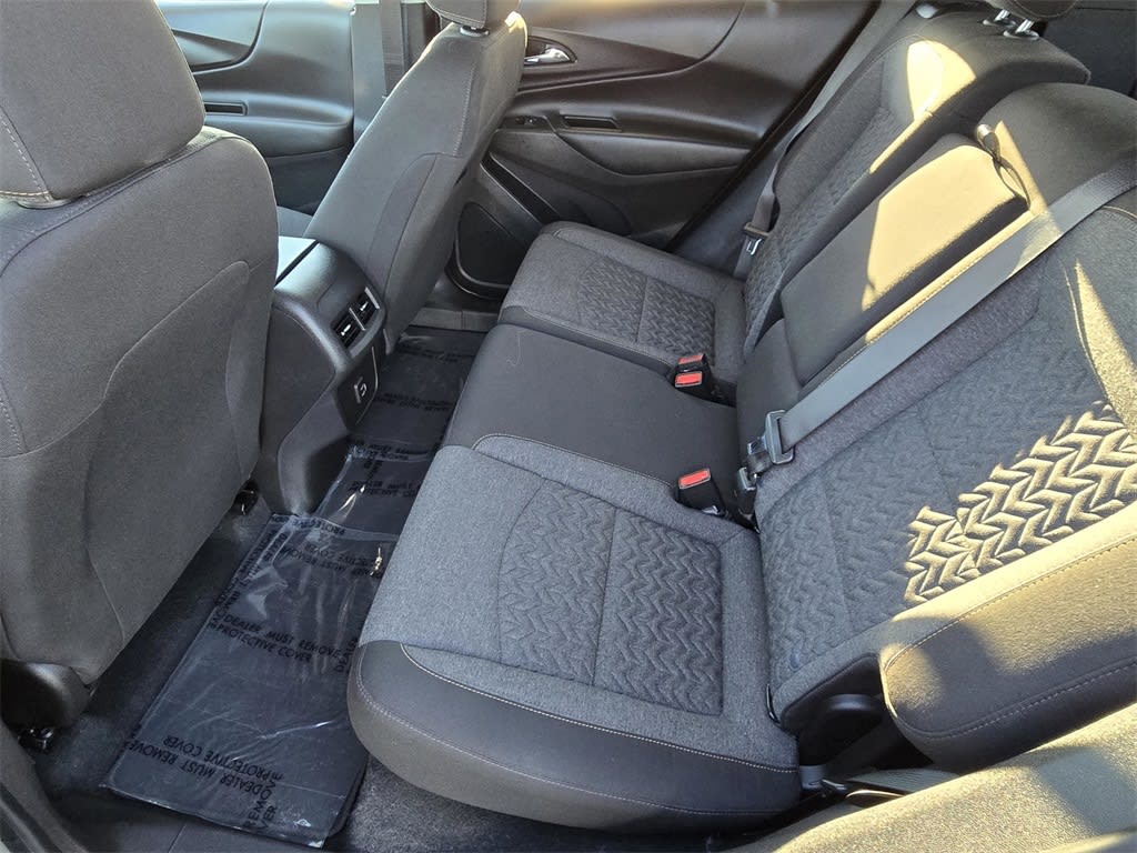 Thumbnail: 2023 Chevrolet Equinox - 9