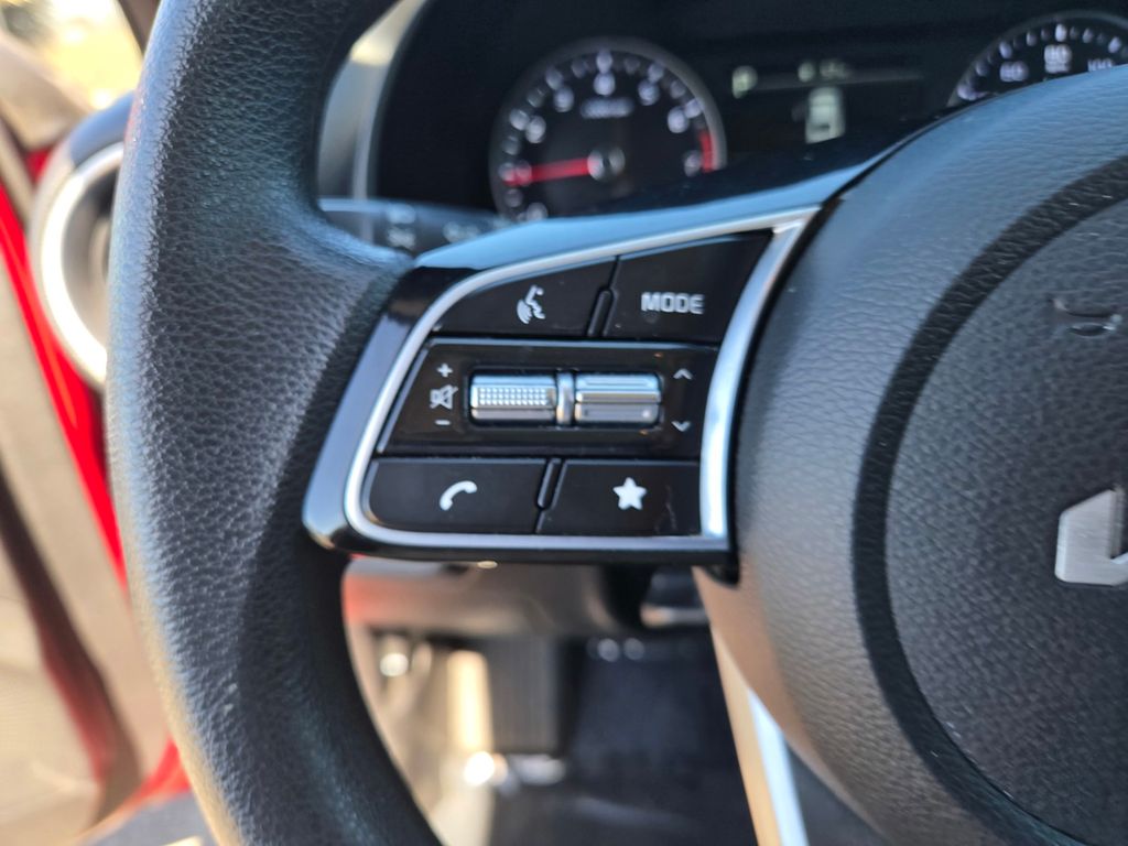 Thumbnail: 2023 Kia Forte - 22