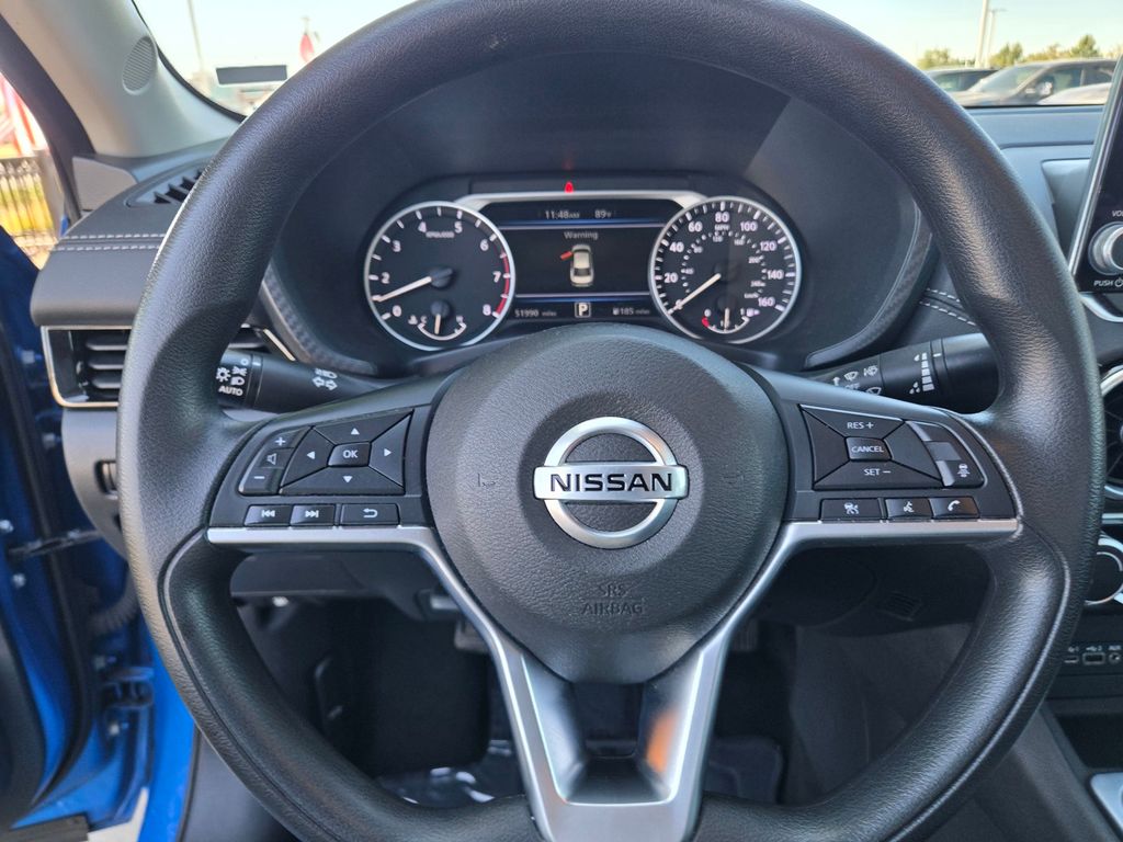 Thumbnail: 2023 Nissan Sentra - 11