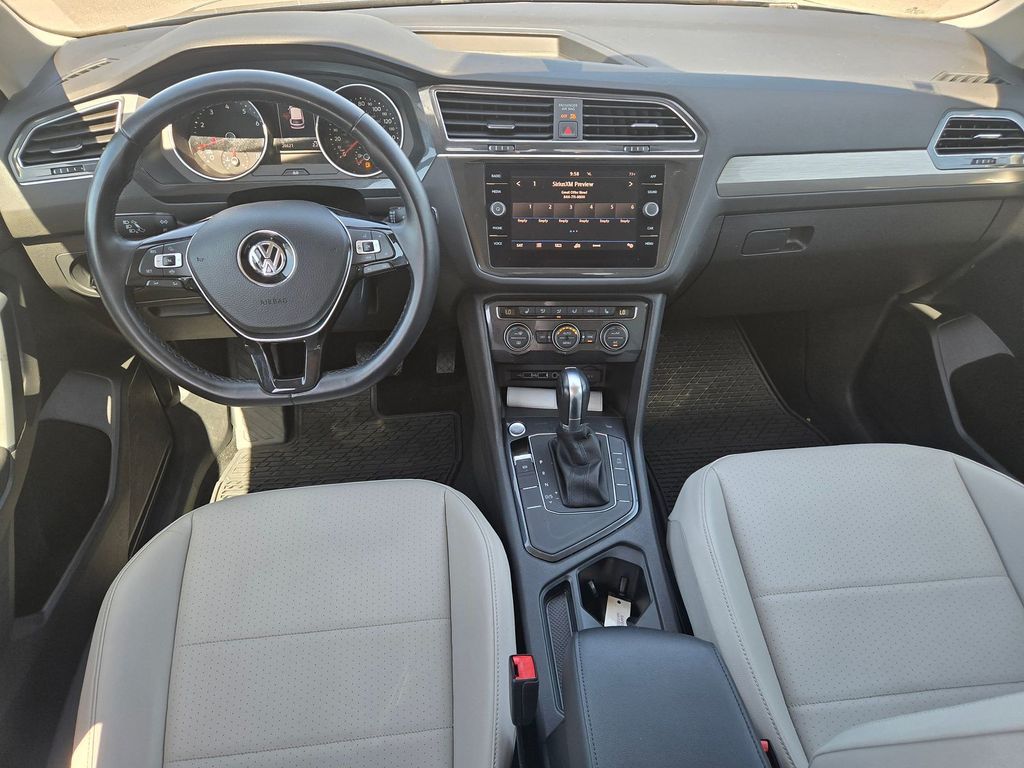 Thumbnail: 2019 Volkswagen Tiguan - 2