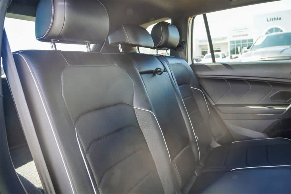 2022 Volkswagen Tiguan SE R-Line 10