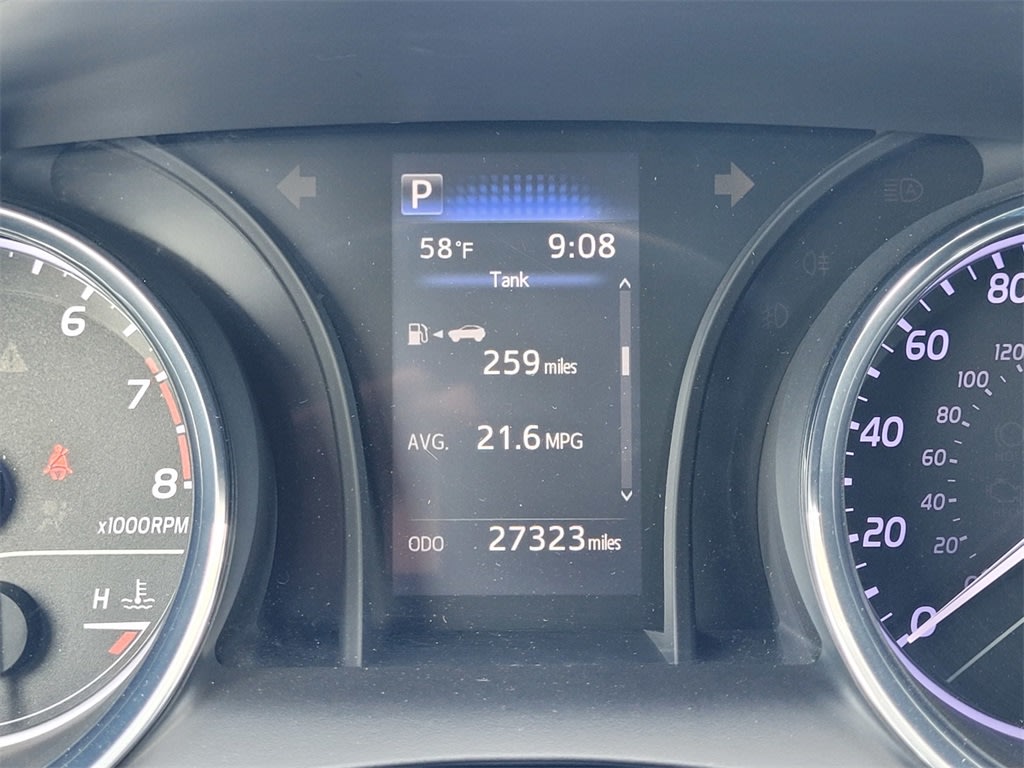 2019 Toyota Camry SE 14