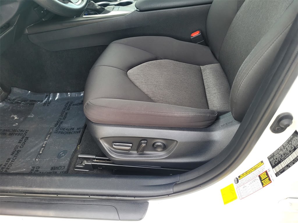 Thumbnail: 2024 Toyota Camry - 16