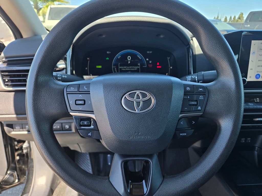 Thumbnail: 2025 Toyota Camry - 11
