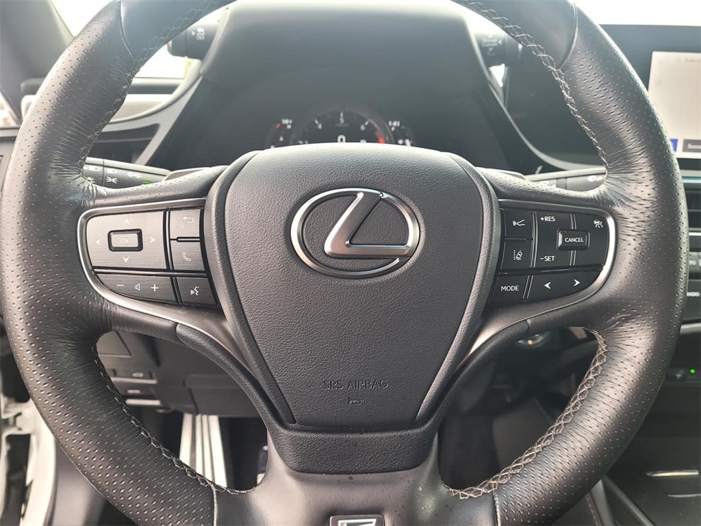 Thumbnail: 2023 Lexus ES - 21