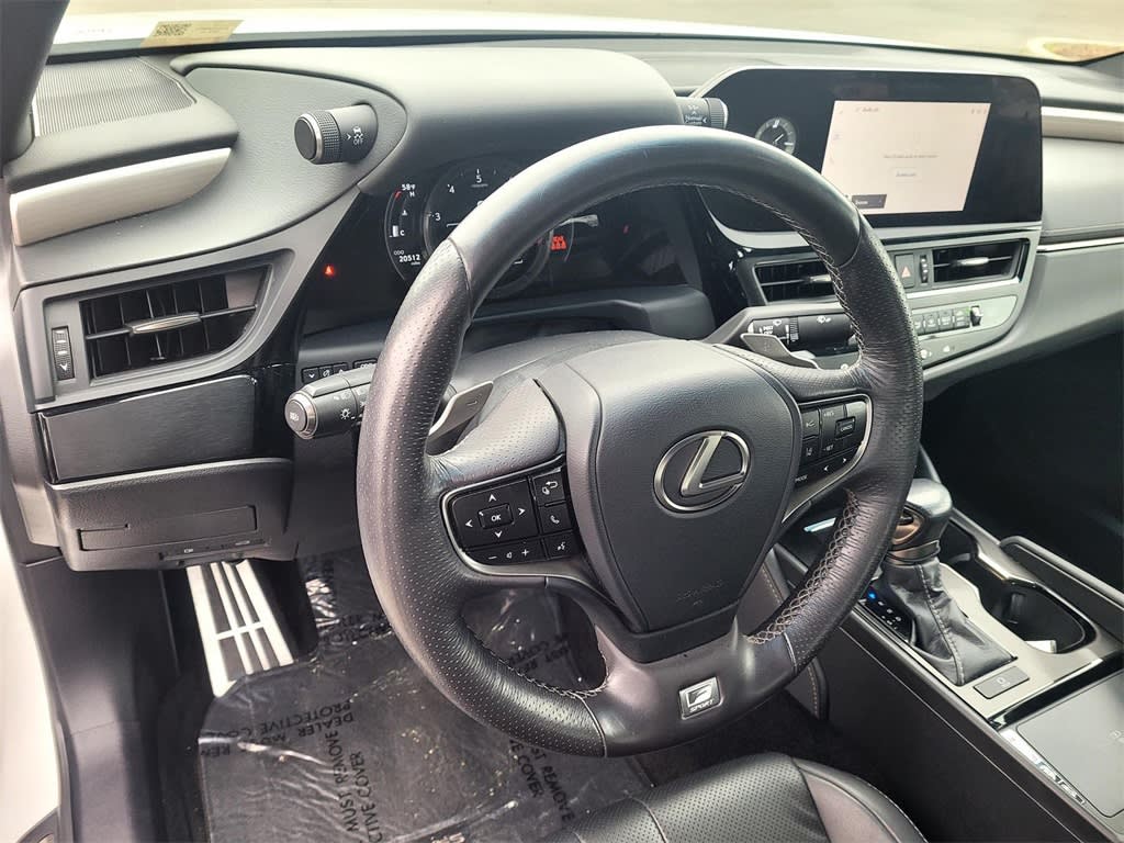 Thumbnail: 2023 Lexus ES - 2