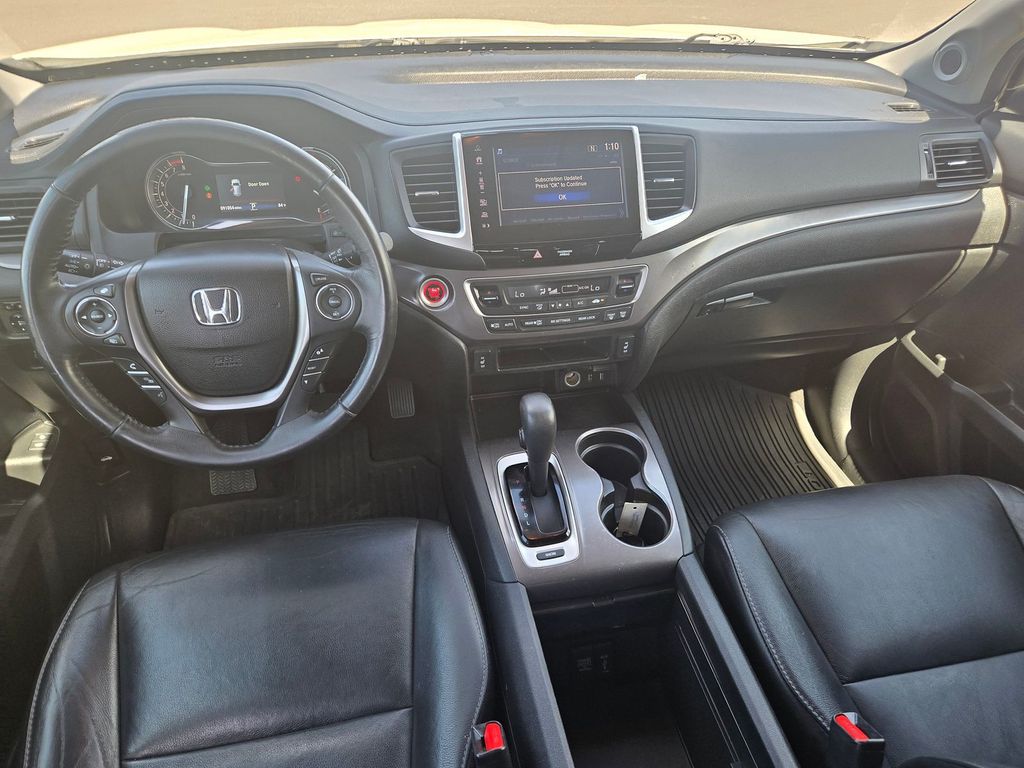 Thumbnail: 2017 Honda Pilot - 2