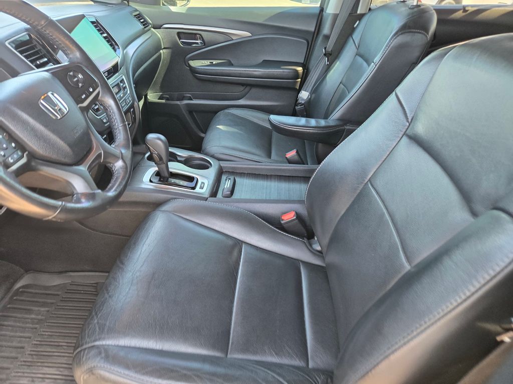 Thumbnail: 2020 Honda Pilot - 8