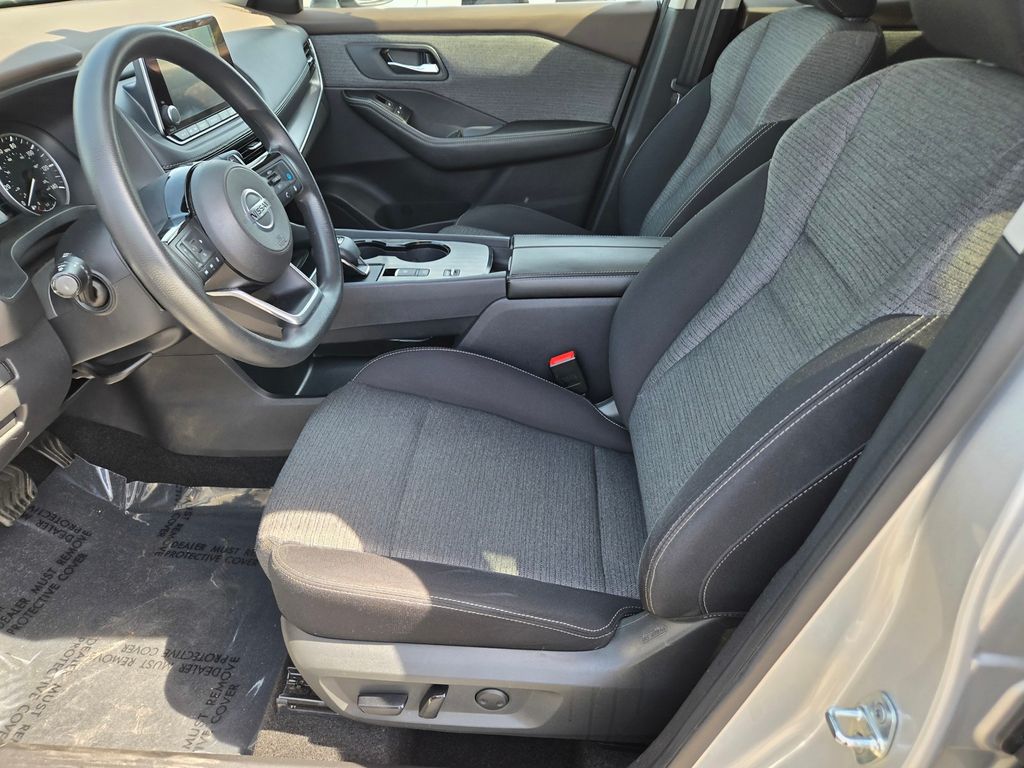 Thumbnail: 2021 Nissan Rogue - 8