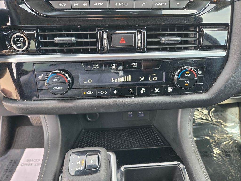 Thumbnail: 2024 Nissan Pathfinder - 18