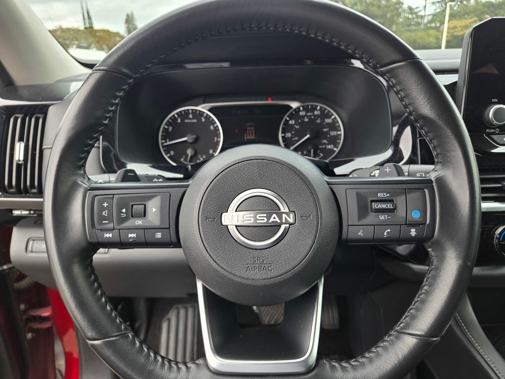 Thumbnail: 2024 Nissan Pathfinder - 10