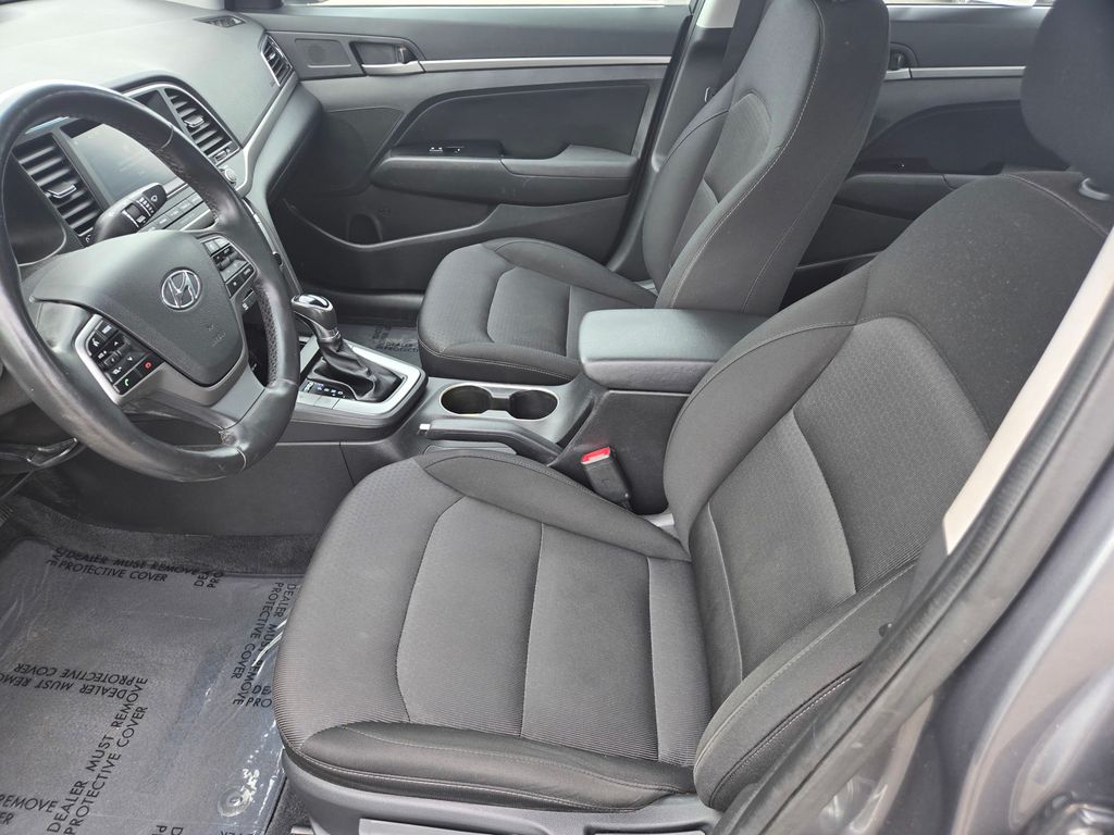 Thumbnail: 2018 Hyundai Elantra - 8