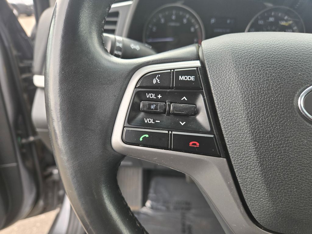 Thumbnail: 2018 Hyundai Elantra - 21