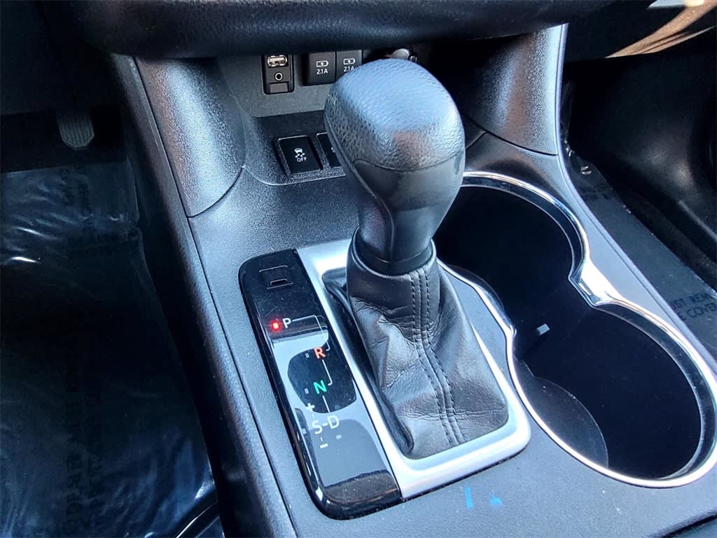 Thumbnail: 2017 Toyota Highlander - 12