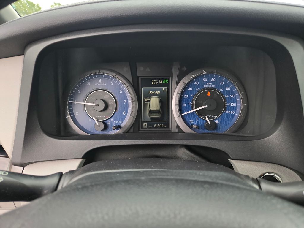 Thumbnail: 2018 Toyota Sienna - 13