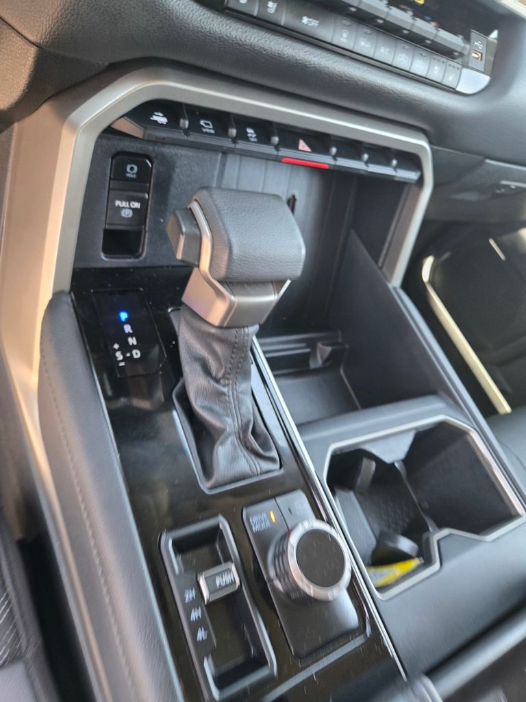 Thumbnail: 2023 Toyota Tundra - 10