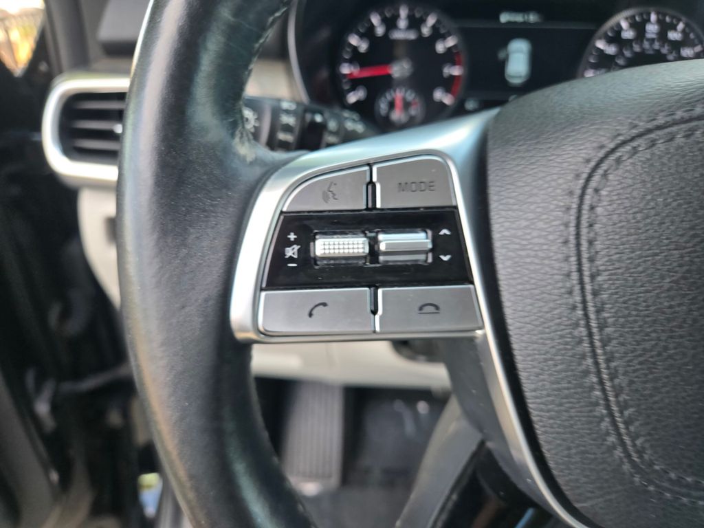 Thumbnail: 2022 Kia Telluride - 22