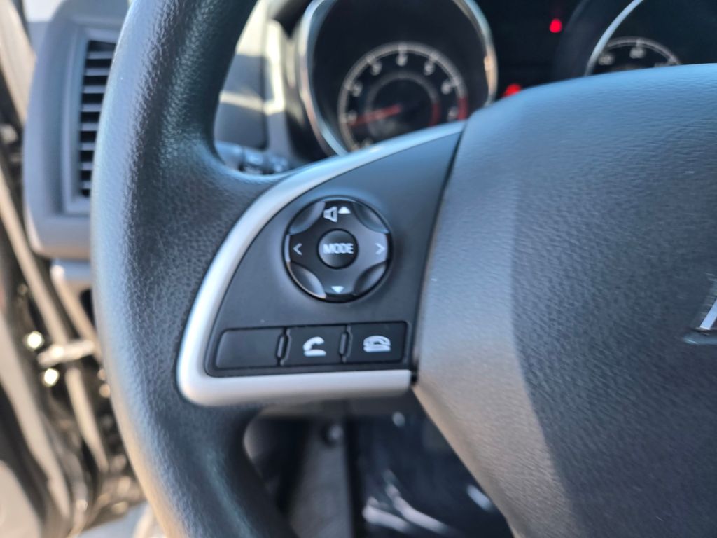 Thumbnail: 2024 Mitsubishi Outlander Sport - 22
