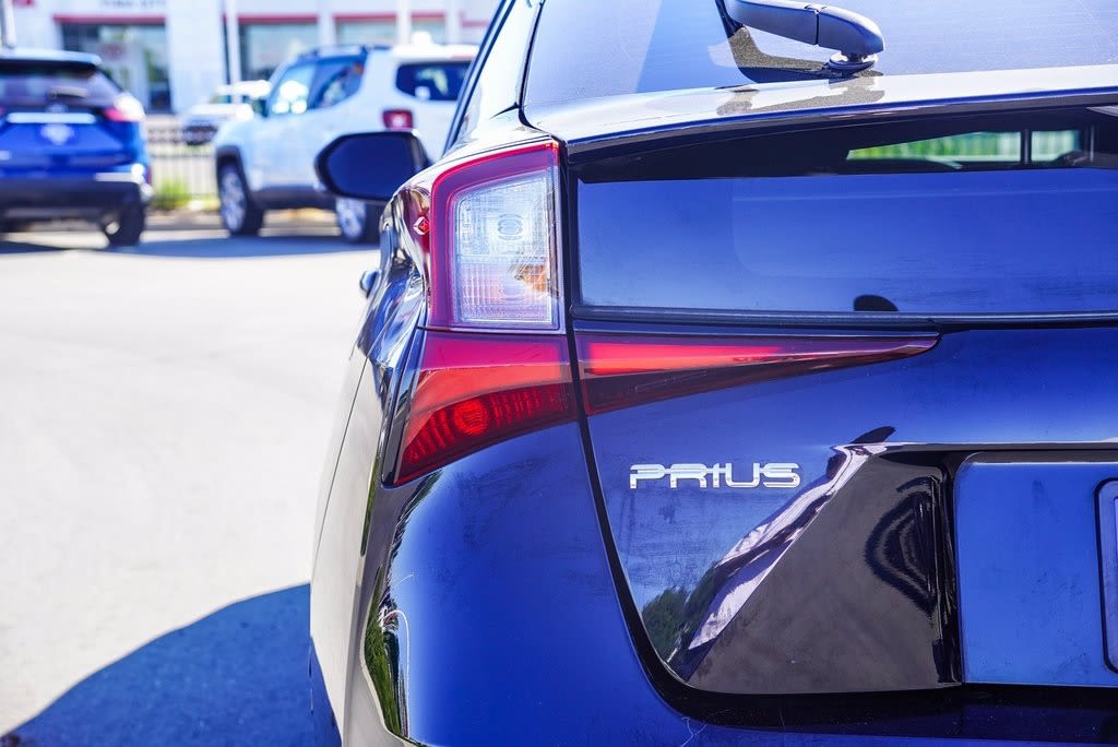 2022 Toyota Prius LE 20